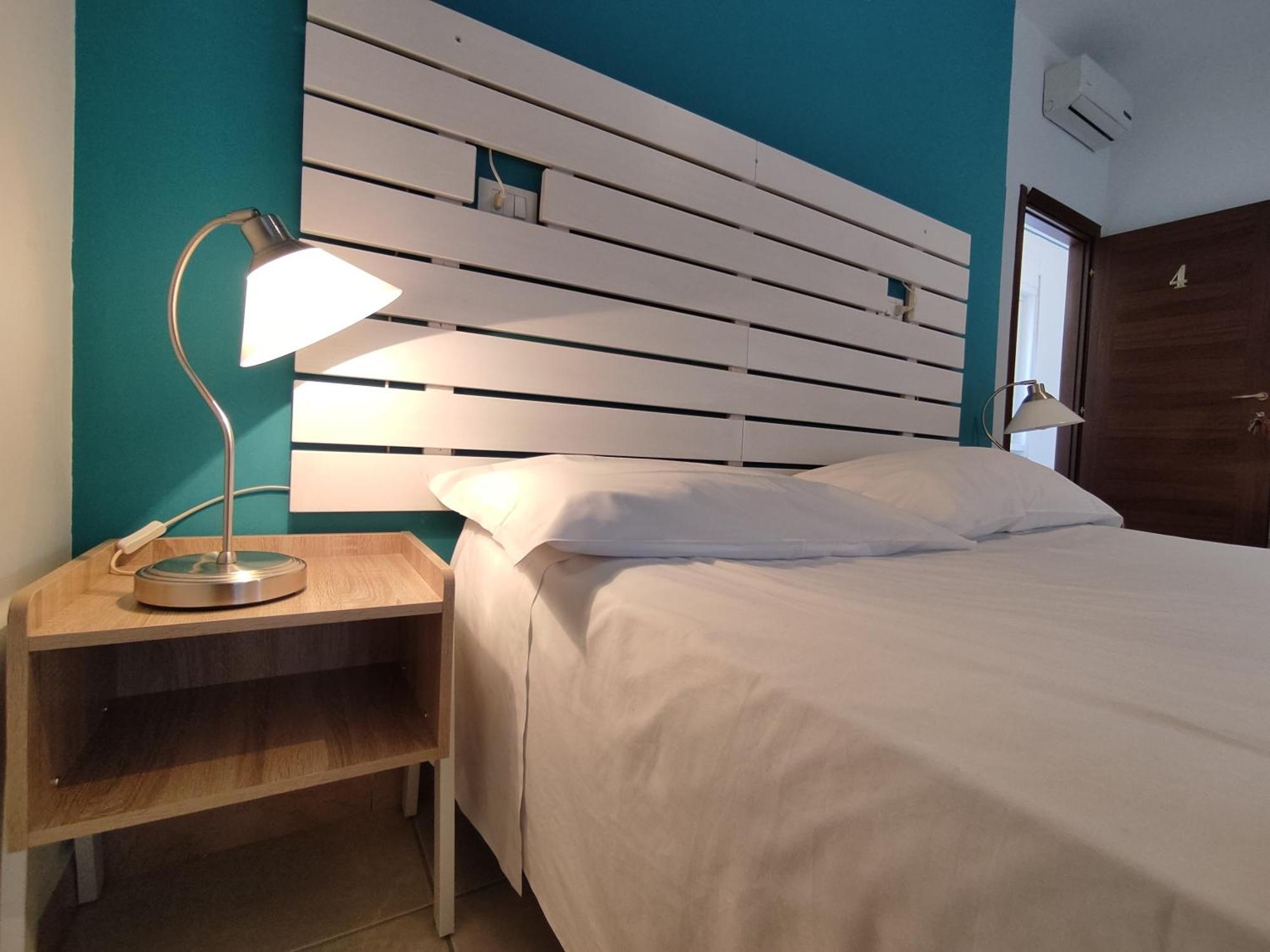 Locanda Diana Изео Екстериор снимка
